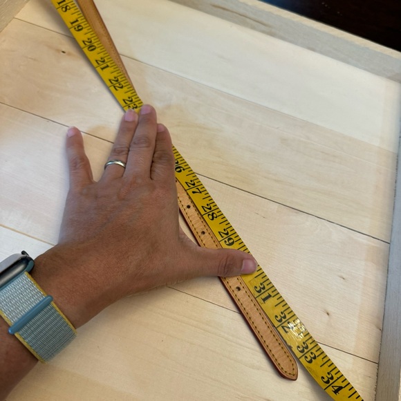 Dooney & Bourke Red Crossbody Orange Patent Leather Bag - Picture 16 of 16